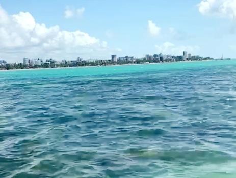 APART NO EDIF NEO BEIRA MAR DE PAJUCARA fica na Rua Julio Plech Filho 60 CONSUMO ELETRICO É PAGO NO CKECK-OUT Maceió Exterior foto